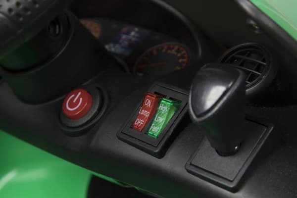 Mercedes GTR AMG Grön till Barn 12V m/2.4G fjärrkontroll och Gummihjul