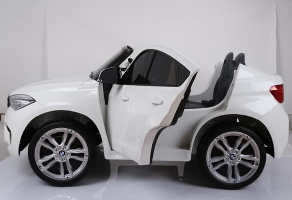 BMW X6 M 12v XXL Vit med Gummihjul + 2.4G + 10AH