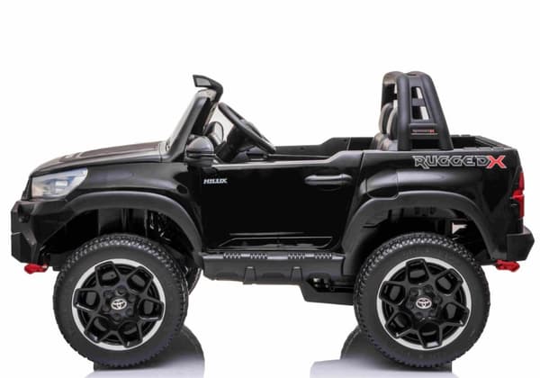 Toyota Hilux 24v elbil m/2x24V 240W motor + lädersäte + gummihjul, svart