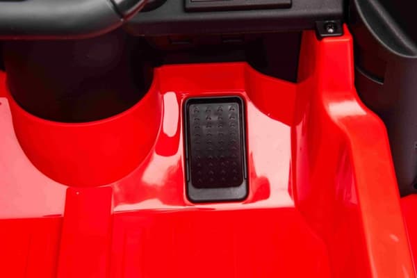 Audi RS 6 elbil till barn 12v m/Gummihjul, 2.4G Remote, 12V7AH