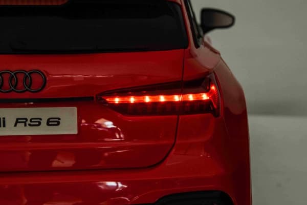 Audi RS 6 elbil till barn 12v m/Gummihjul, 2.4G Remote, 12V7AH