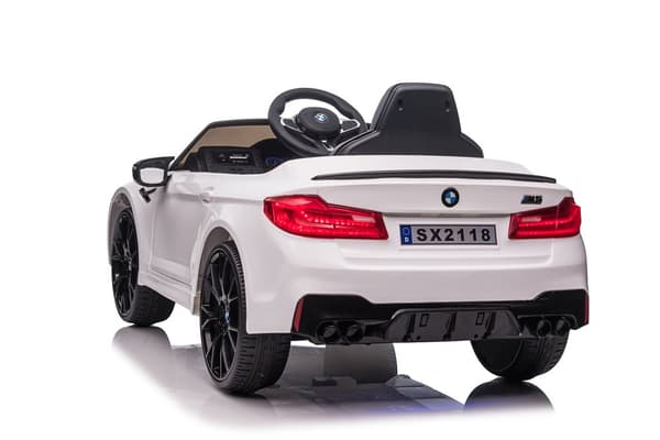 Vehicle On Battery  BMW M5 DRIFT White