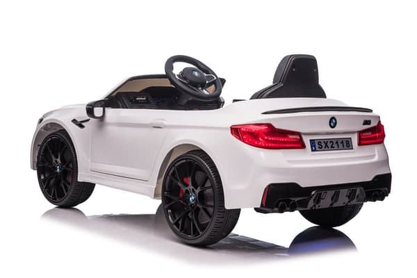 Vehicle On Battery  BMW M5 DRIFT White