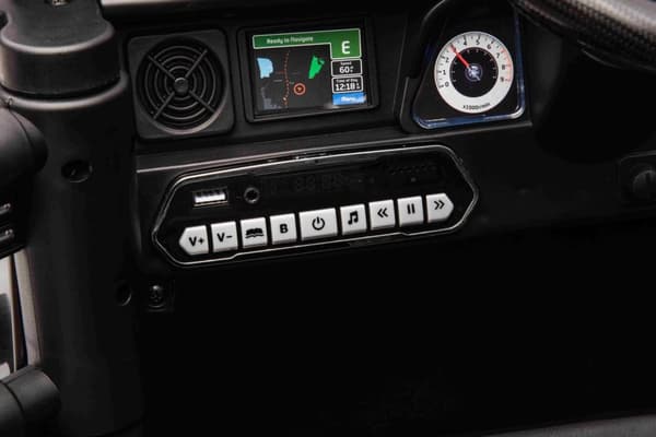 Toyota FJ Cruiser ELBil 12V m/4xmotor, 2.4G Fjärrkontroll Svart