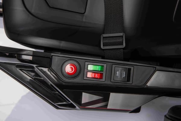 Audi Sport Racing Drift EL Gokart 24V för barn - upp till 12 km/h