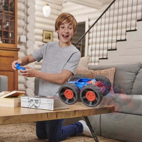 AIR HOGS Off-Road Remote Control Car - Jump Fury RC - Hoppar upp till 55 cm - 2,4 GHz
