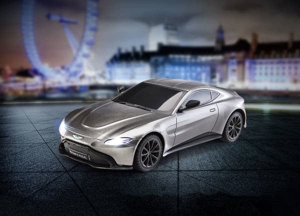Revell Aston Martin Vantage