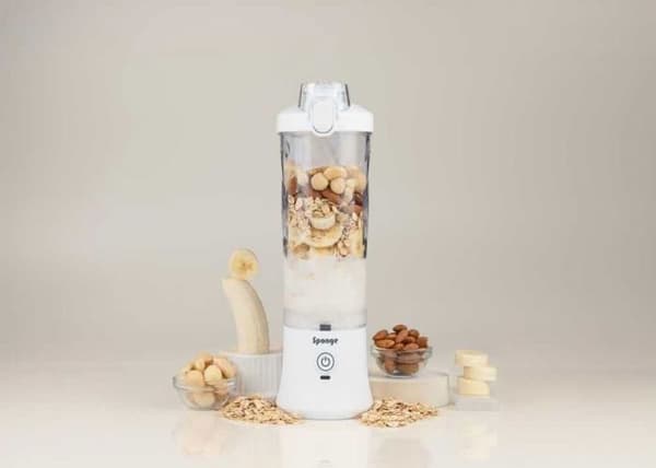 Svamp SVAMPBLANDNING FÖR BÄRBAR BLENDER Vit