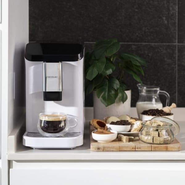 Cecotec Mega-automatisk kaffemaskin Cremmaet Macchia Vit