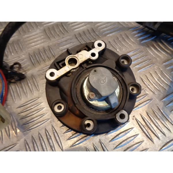 neiman kit tändningsnyckel tanklock motorcykel yamaha 850 tdm 3vd- USED