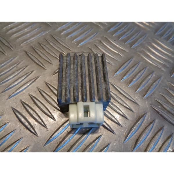 regulator laddning batteri scooter pgo 125 t-rex t rex trex- USED