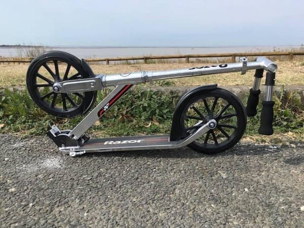 A6 Scooter - Sølv