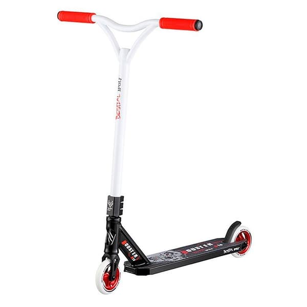 Bestial Wolf Skootteri Booster B18 Musta