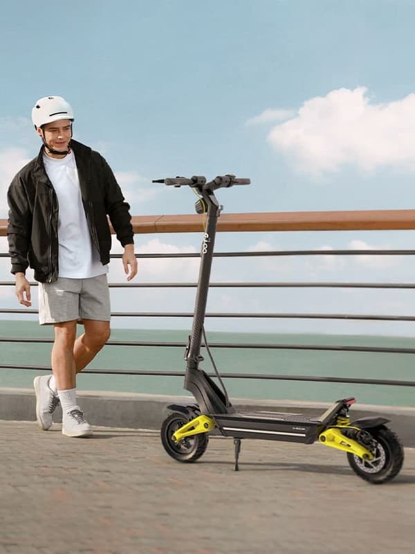 2,781 / 5,000 Sammenklappelig elektrisk løbehjul OOTD S10, 48V 1400W motor, 20Ah batteri