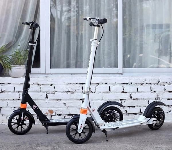 SCOOTER STORE HJUL VOKSEN SCOOTER 20CM SKIVEBREMSE STØDDÆMPERE