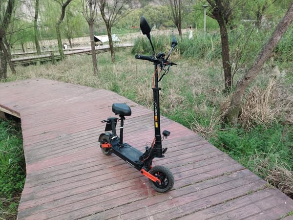 JOYOR S8E 48V 26Ah batteri, 800W motor, 10-tums däck, maxhastighet 25 km/h, räckvidd 80 km