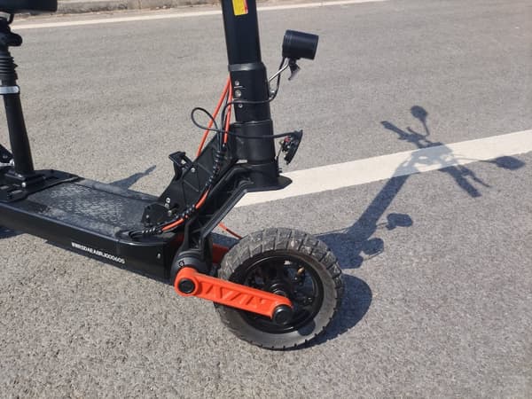 JOYOR S8E 48V 26Ah batteri, 800W motor, 10-tums däck, maxhastighet 25 km/h, räckvidd 80 km
