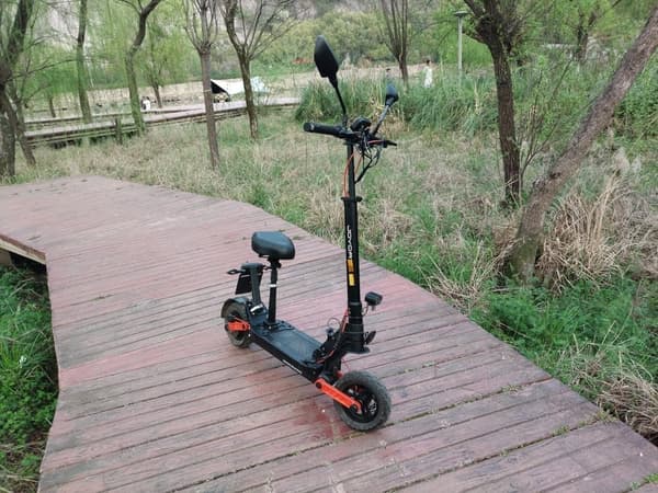 JOYOR S8E 800W motor, 48V 26Ah batteri, 10-tums däck, maxhastighet 25 km/h, räckvidd 80 km