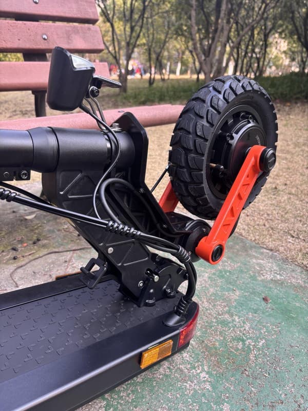 JOYOR S10-S-Z 2*1000W motor, 10-tums däck, 60V 18Ah batteri, maxhastighet 25 km/h, körsträcka 75 km