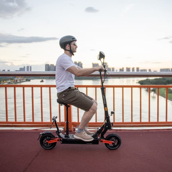 JOYOR S8E Elscooter För Vuxna 800W Motor 48V26AH Batteri Elscooter 10 Tums Terrängdäck Stadspendling Elscooter