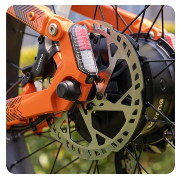 Cyrusher Ranger 2.0 All-Terrain Ebike 250W Moottorilla Varustettu Aikuisten Sähköpyörä 52V20Ah Akkusähköpyörä 26 Tuuman Paksurenkainen Sähköpyörä