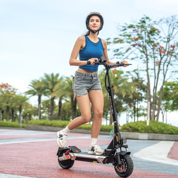 El-scooter Kukirin M4 Max, motor 48V 800W, batteri 18,2Ah, maks. 45 km/t