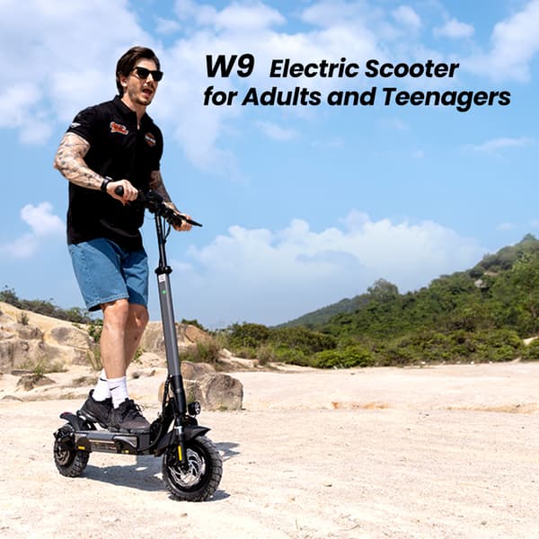 2025Uusi e-skootteri iScooter W9 1000W moottori 48V 13Ah akku 10 tuuman puhallettavat renkaat nopeus 45km/h takalevyjarru sovelluksellasähköskootteri