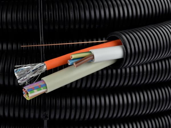 Korrugeret rør med pilotrør til kabler 25mm 50mb