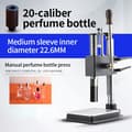 Miniatyrbillede 2 af 2: Parfumeflaskecappingmaskine, manuel pneumatisk betjening, flere diametermuligheder,90CX-20MM