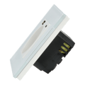 Miniatyrbild 4 av 8: Enkelt eluttag med snabb USB A+C laddare Vit med glasram__ 20W__