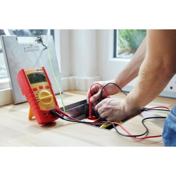 WIHA digital multimeter upp till 600V AC Kat. IV + 2 AAA-batterier ingår - 45218