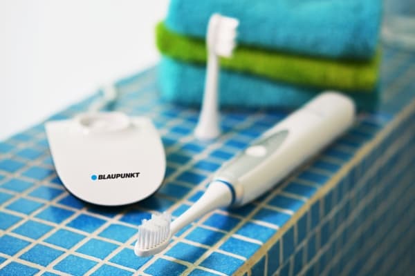 Blaupunkt DTS601, Ultraljudstandborste, Daglig vård, Massage, Känslig, Vit, 2 min, 30 sec, Batteri, Inbyggt batteri