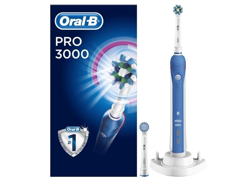 Oral-B PRO 3000, Voksen, Roterende vibrerende Tannbørste, 8800 bevegelser per minutt, Daglig stell, Gum omsorg, Sensitiv / Myk, 40000 bevegelser per