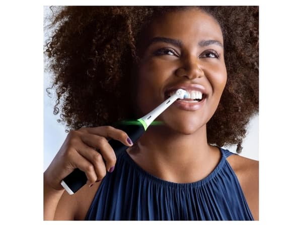 Oral-B iO 3 Matte, Adult, Vibrating toothbrush, Daily care, Gum care, Sensitive, Whitening, Black, White, 2 min, Black