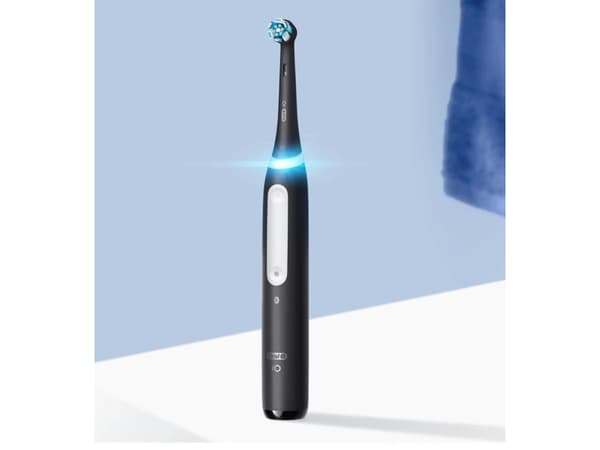 Braun iO Series 4 Duo - Voksen - Vibrerende tannbørste - Daglig pleie - Sensitiv - Supersensitiv - for hvite tenner - Svart - Hvit - 2 min - Rund (41
