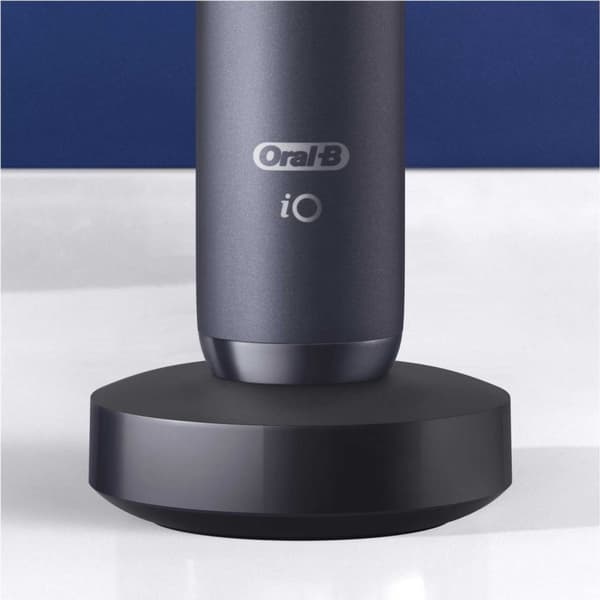 Oral B iO Series 7 - elektrisk tandborste, svart
