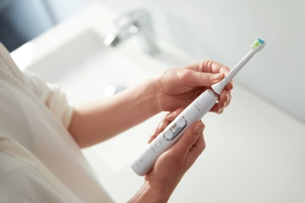 Philips Sonicare ProtectiveClean 6100 HX6877/28 elektrisk tannbørste