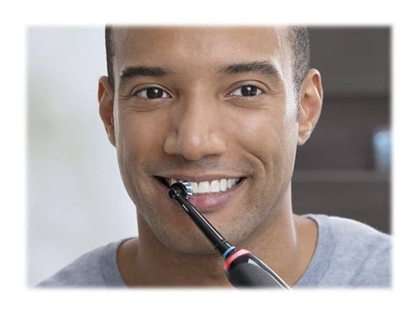 Braun Oral-B Midnat sort Tandbørste