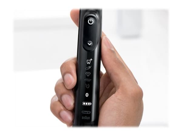 Braun Oral-B Midnat sort Tandbørste