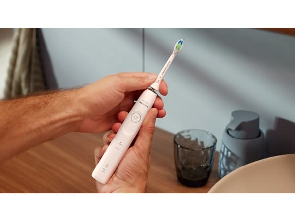 Philips 5500 HX7110/01 Genopladelig sonisk tandbørste, Voksen, Sonisk tandbørste, Blegning, 62000 Omdrejninger pr. minut, Hvid, Hvid