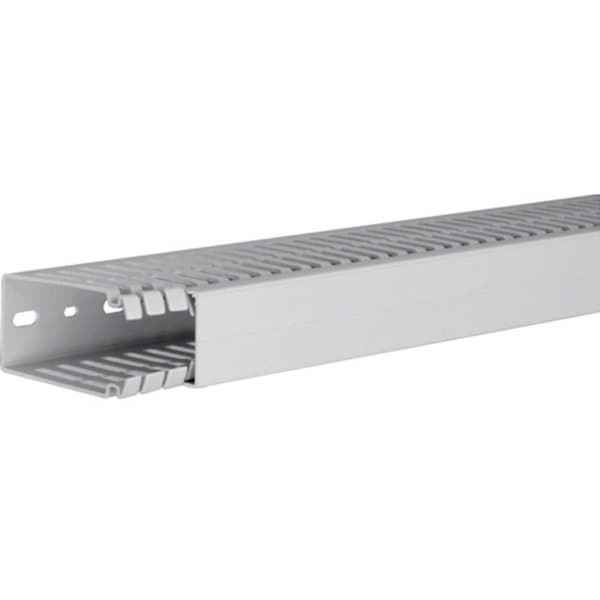 Hager HA780040 Kanal för kabeldragning (L x B) 2000 mm x 40 mm 1 st Ljusgrå