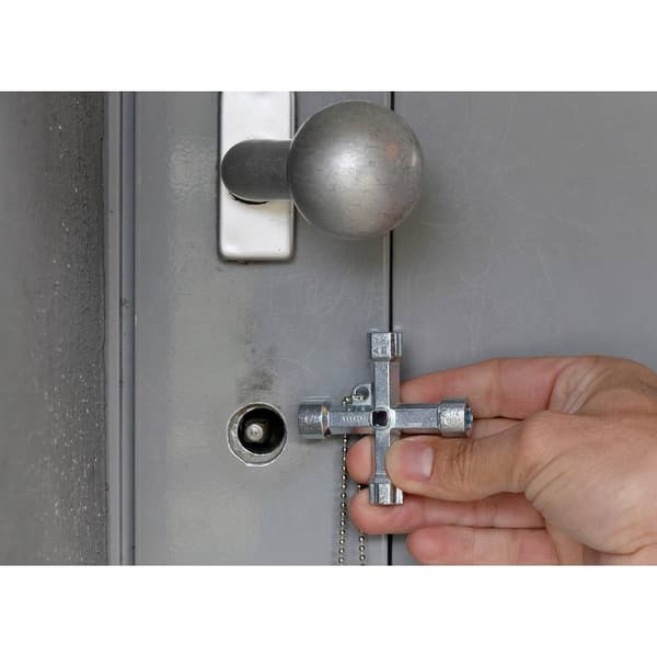 C.K T4455 Skåpnyckel Pressgjuten zink 1 st