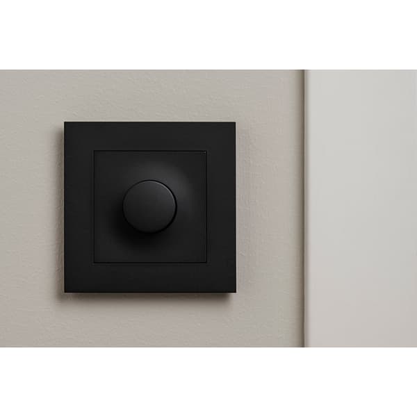 Plus 315 LED Dimmer Sort Elko
