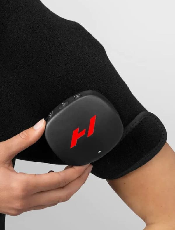 Hyperice Venom 2 värisevä ja lämmittävä varren hiha, vasen