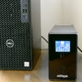 Miniatyrbilde 3 av 3: UPS-strømforsyning 1500 VA 900W med LCD-skjerm