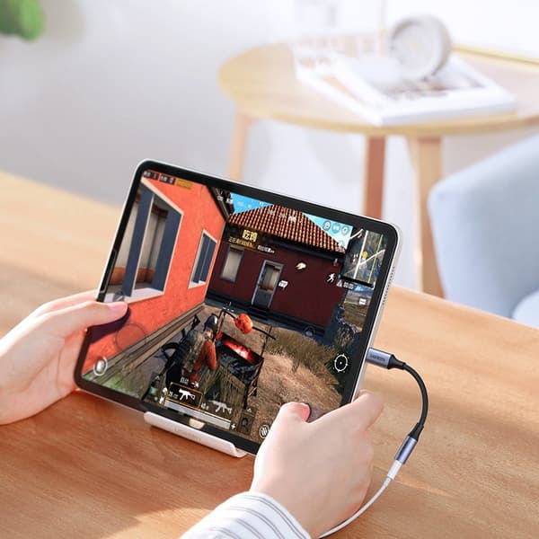 USB-C til 3,5 mm Mini Jack 10 cm hovedtelefonadapter - sort