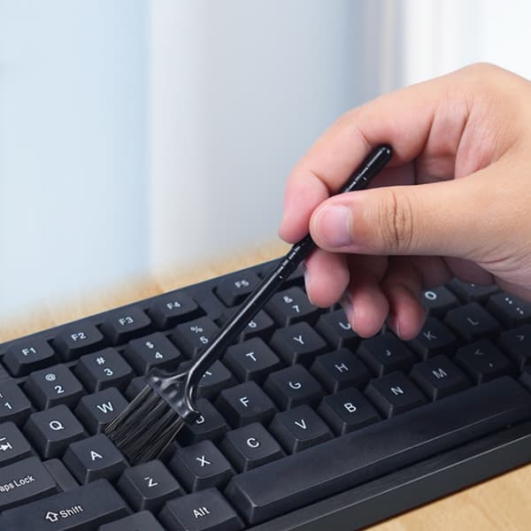 INF 10-delt rengøringsbørstesæt til tastaturer og elektronik 0