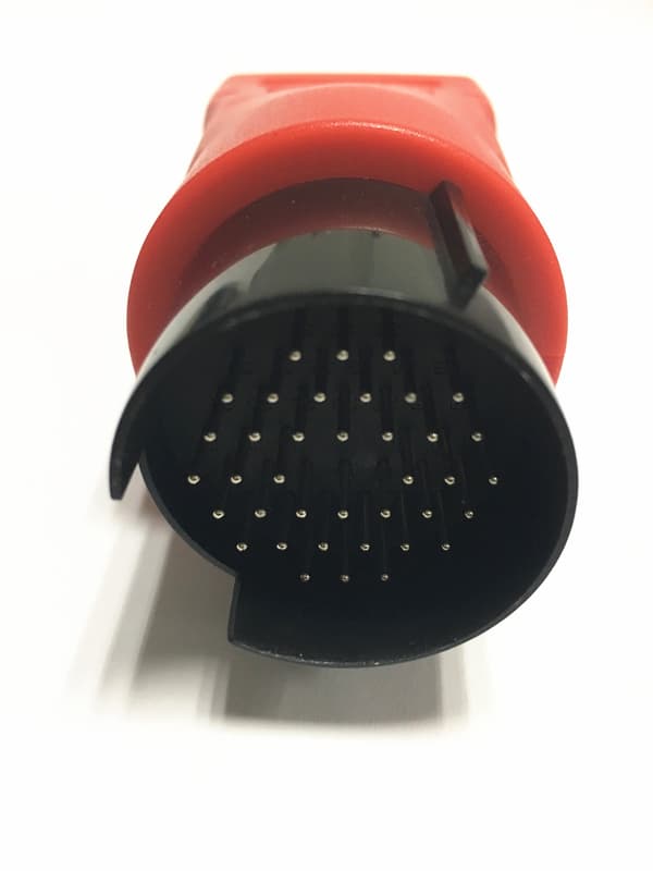 iCarsoft Mercedes OBDI 38-pinners adapter for bildiagnostikk