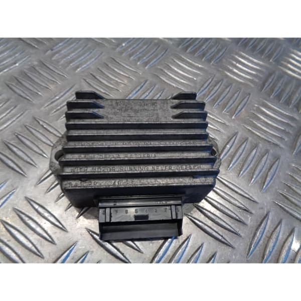sparkcykel batteriladdningsregulator piaggio 50 liberty 2 takt c42500 2009- USED