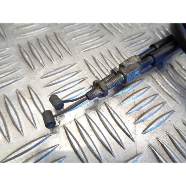 ett par motorcykel gaskabel honda vf 1000 f sc15- USED